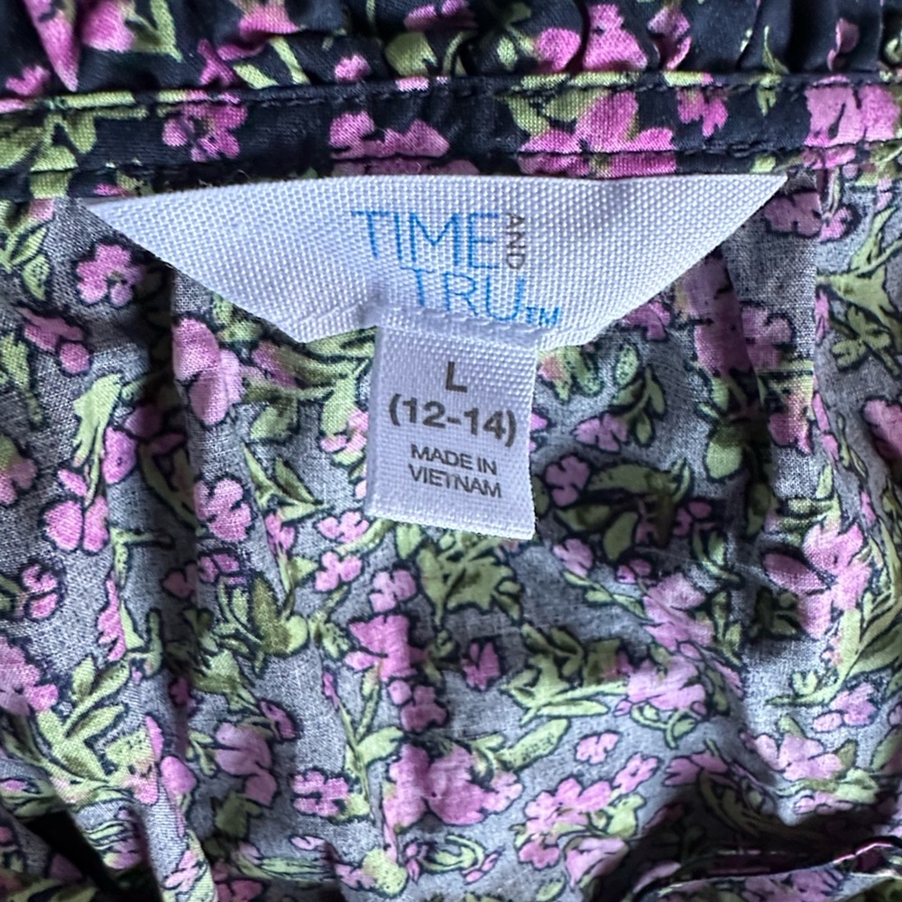 Time and Tru Floral Patterned Top - Pink and Green NWT - Picture 2 of 6